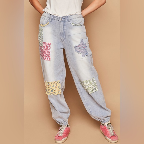 New! POL Colorful Patchwork Distressed Relaxed Fit Jogger Jeans - Picture 2 of 8